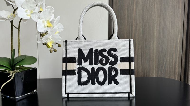 chr1st1an D10r shopping bags